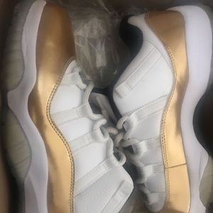 Jordan 11 lows Closing Ceremony